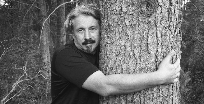 – Что изволите, господин оприч…